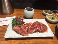 -金石青云炭火烤肉店(中房上东花墅店)