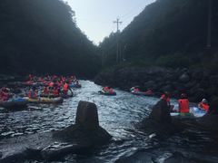 -安吉龙王山峡谷漂流