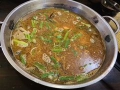 -野山舂·贵州现舂酸汤牛肉(东山店)
