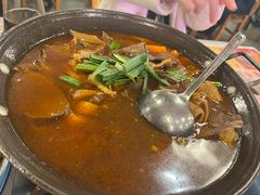 -霄汉牛三鲜湖北砂锅菜(万松园2店)