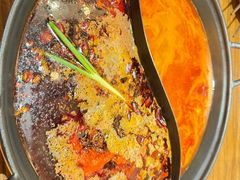 -旧街市鲜货老火锅(大光路店)