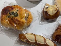-小飞象面包公社(珠江路金鹰店)