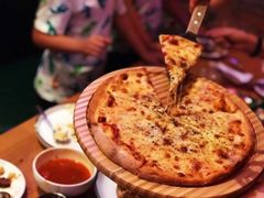 萨拉米香肠披萨-MR.ROCKY洛奇先生RESTAURANT&BAR(宝安壹方城店)