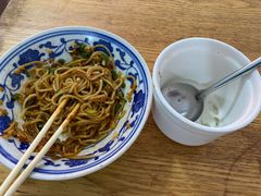 皮蛋肉饼汤-小罗子汤店(大士院总店)