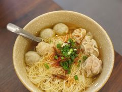 馄饨竹升面-全渔村小海鲜