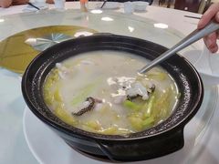 -品香菜馆(旗峰路中侨大厦店)