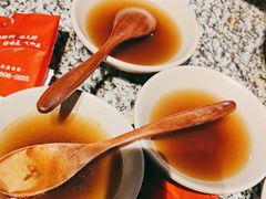 -老牌坊云南鱼豆花火锅(哈西万达店)