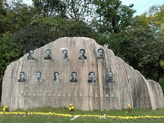 -上海市龙华烈士陵园