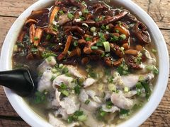-小河无名面馆