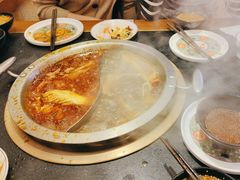 -沸炉重庆老火锅(军事博物馆店)