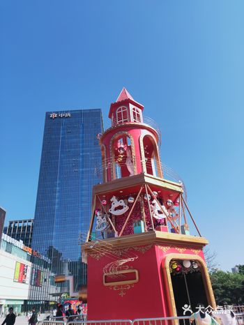 住在附近几个月了，都没机会过来看看，很大，好玩的地方