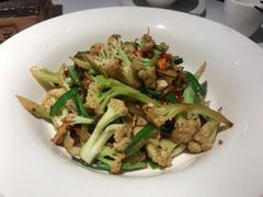 -费大厨辣椒炒肉(高铁吾悦广场店)