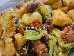 -二钢串叔麻辣烫(华龙大厦店)