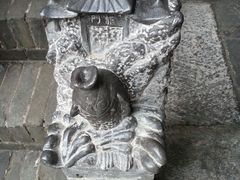 楼梯前石雕-山西王家大院