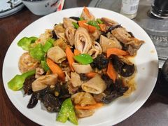 -金卯白肉罩火烧