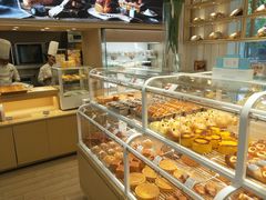 面包甜点陈列柜-好利来(槐中店)