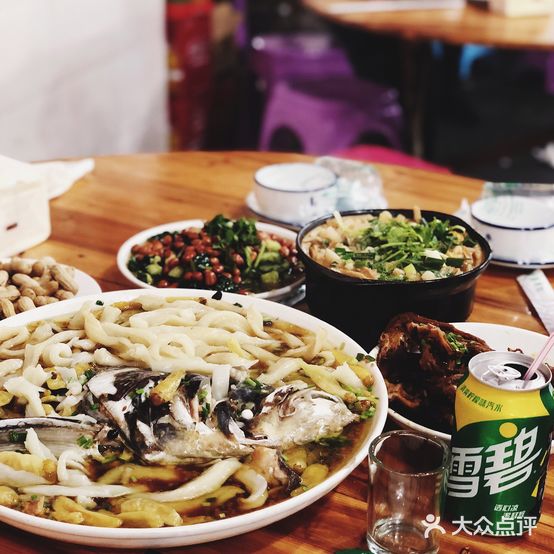 黄七甲胖子鱼头(湖心路店)