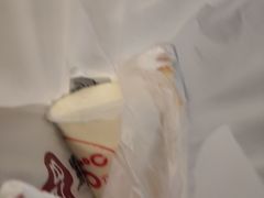 -85度C(生甜甜圈研究工坊·上海平凉店)