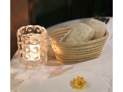 -La Mer Restaurant & Lounge