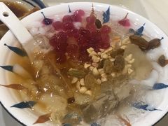 -正南齐北·老街糯米团(洪崖洞店)