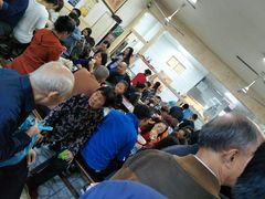 等位区-秦豫肉夹馍(骡马市总店)