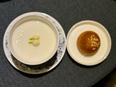 茉莉花奶冻配云腿小饼-翠府(翠湖北路店)