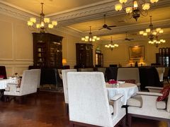 -Salon de Ville浦江汇(上海外滩华尔道夫酒店店)