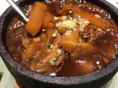 肉汁萝卜煨牛筋-那家小馆•北京菜•烤鸭(中关村店)