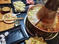 -果松木炭酸菜铜火锅·外婆参鸡汤