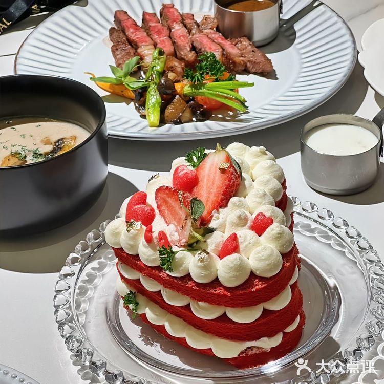  贵阳大十字云镜情人节的套餐！真的合适！