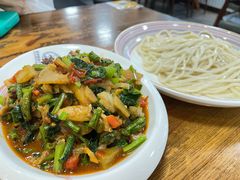-歹歹的加个面过油肉拌面