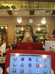 在烫发玩ipad-DRG达人馆造型