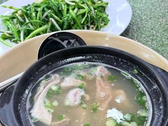 -新峰肉骨茶