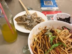 -黑八私房老北京炸酱面