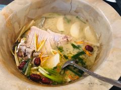 -抚仙湖生态石锅鱼野生菌(告庄店)