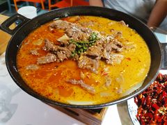 自制不老牛肉汤锅-付掌柜在成都·热炒砂锅集(金禾店)