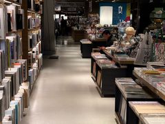 -茑屋书店(天目里店)