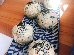 金枪鱼手抓饭饭团-小岛餐厅
