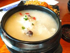 滋补参鸡汤-鑫日千里马朝鲜族小馆(总店)