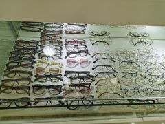 -罗创丹阳眼镜(童卫路店)