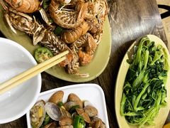 椒盐濑尿虾-贞姨美食·老字号海鲜大排档