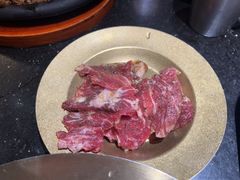 -韩烧牛中牛·甄选黑牛烤肉(黑金店)