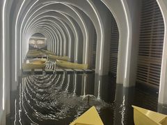 -涨巢·潮玩水疗局