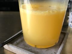 -UNI UNI(环亚凯瑟琳店)