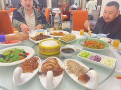 -大鸭梨烤鸭店(金顶街店)