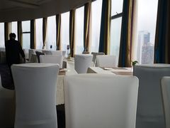 靠窗位-东方豪景花园酒店·怡景旋转餐厅