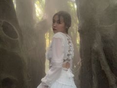 -青青世界