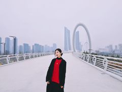 -南京眼步行桥