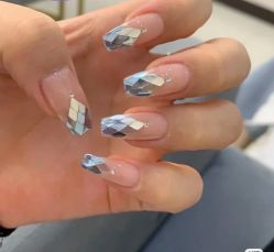 -悦指间美甲美睫