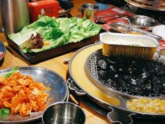 -青瓦炭韩潮烤肉(花园道店)